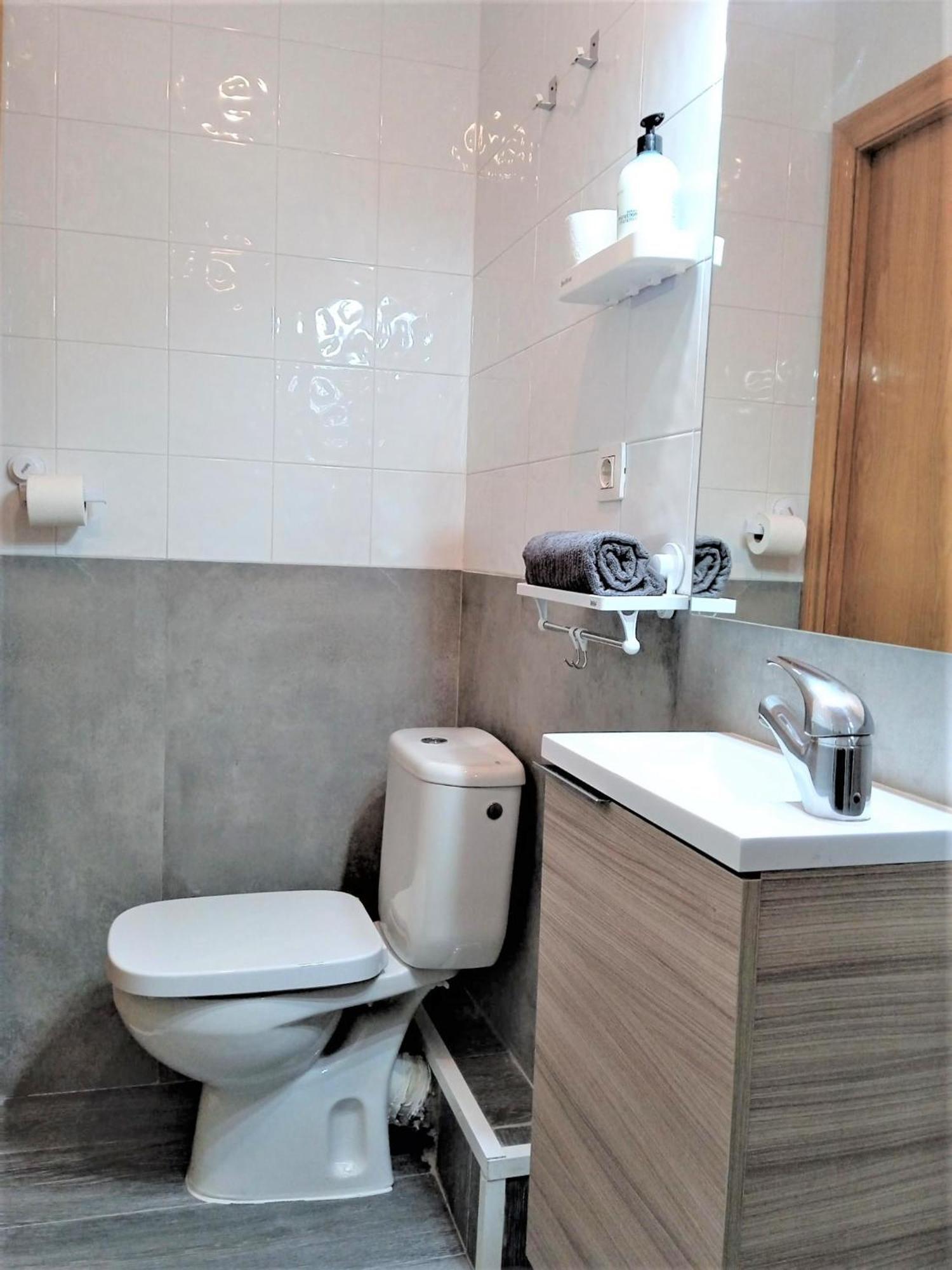 Bcn 324 Apartment Barcelona Ngoại thất bức ảnh